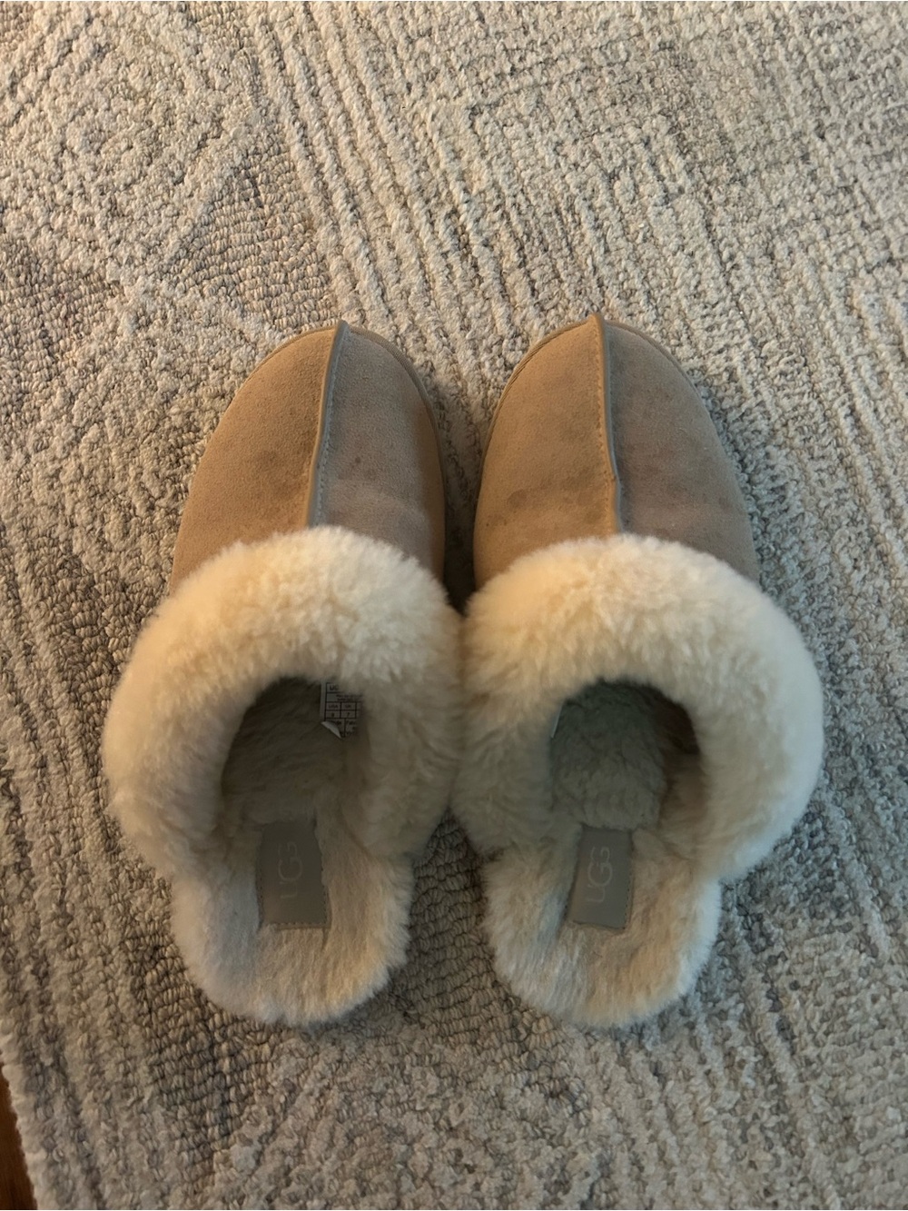 UGG Sand Scuffette II Slipper